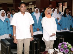 Dilaporkan Timses Ahok, Sandiaga Uno Bantah Bagi-bagi Sembako