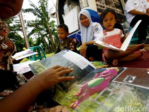 Perpustakaan Daring di Tengah Pusaran Texting