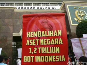 Demo Selamatkan Aset Negara di Kejagung
