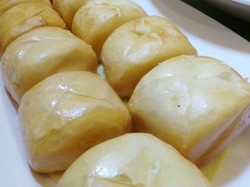 Roti Mantau dan Kuku Macan, Buah Tangan Enak dari Balikpapan