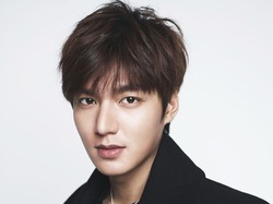 Lee Min Ho Berjas dan Bawa Pistol di Poster Film Bounty Hunters