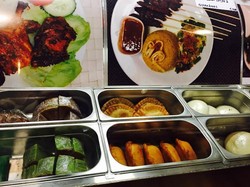 Sensasi Beda Makan Kuliner Indonesia di Belanda