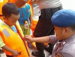 Serunya Anak-anak TK Berpatroli Laut di Pulau Onrust