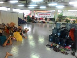 Manusia Perahu Sudah Berangsur Pindah ke Aula Masjid Luar Batang