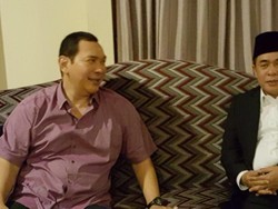 Akom-Tommy Ingin Selamatkan Golkar dari Tangan Kotor yang Menjerumuskan