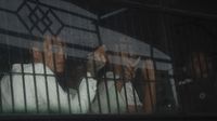img-title