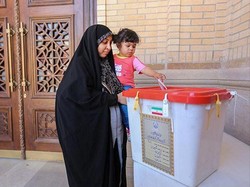 Pemilihan Parlemen Babak Kedua, Kandidat Moderat Iran Ungguli Konservatif