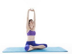 Ini Gerakan Yoga yang Bisa Atasi Nyeri Haid