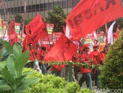Ini Pengalihan Arus TransJ Koridor 1 Imbas dari Pergerakan Buruh ke GBK