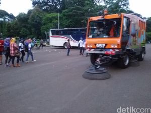 Dinsih DKI: Sampah May Day Tahun Ini Hanya 8 Ton, Tahun Lalu 35 Ton