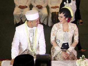 Ratu Felisha dan Ari Pujianto Akan Cerai, Intip Lagi Momen Mesra Mereka Ratu Felisha dan Ari Pujianto Akan Cerai, Intip Lagi Momen Mesra Mereka