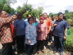 Menebak Sinyal Risma soal Kemungkinan Maju di Pilgub DKI 2017