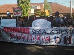 Dua Kelas Ambruk, Puluhan Murid SDN Kalen Belajar di Musala