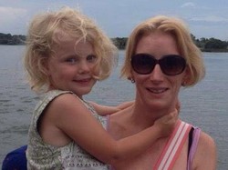 Ajaib! Wanita yang Sudah Menopause Ini Bisa Hamil Lagi Setelah Kecelakaan