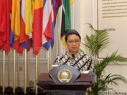 Menlu Retno Dianugerahi HB IX Award