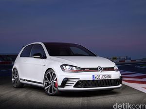 VW Golf GTI Paling Ganas Jadi Kado Spesial di Ultah VW Golf GTI