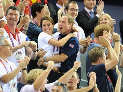 10 Momen Mesra Kate Middleton dan Pangeran William yang Jarang Diperlihatkan