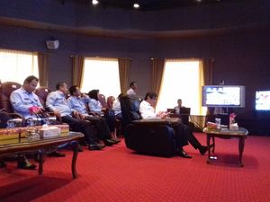 Ingin Pembuatan Paspor Cepat, Menkum Telekonferensi dengan 15 Kepala Imigrasi