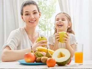 Agar Anak Tetap Sehat Terapkan 8 Aturan Makanan Ini (2)