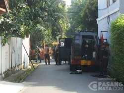 Banyak Polisi Berjaga di Kompleks Polri Jalan Ampera, Diduga Ada Teror Bom