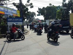 Pemkot Bandung Tata Kawasan Kopo, Trotoar Dibuat Seperti Jalan Riau