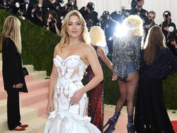 Jimmy Fallon Ngaku Naksir, Kate Hudson: Aku Menunggumu Sejak Lama