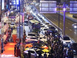 Pesta Klub Mobil Ini Bikin Macet Jalanan