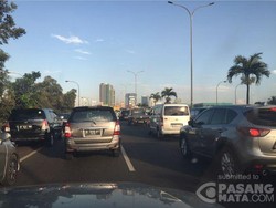 Ada Kecelakaan di KM 26 Tol JORR, Macet 9 Km