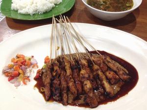 Nyam! Sate Ayam yang Empuk Enak Ada di 4 Tempat Ini