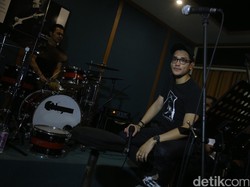 Konser Tur 5 Kota Afgan Dimulai 14 Mei