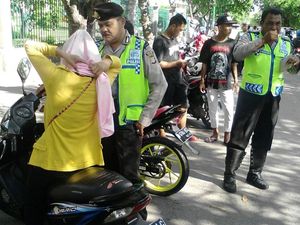 Operasi Cipta Kondisi di Jakut: 29 Pengendara Ditilang, 3 Motor Diamankan