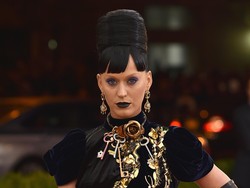 Ini Respons Katy Perry Soal Calvin Harris vs Taylor Swift?