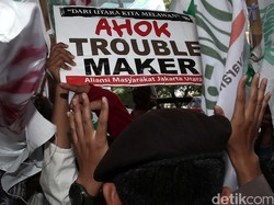Demo Ricuh di Depan KPK Berakhir, Lalin Kembali Lancar