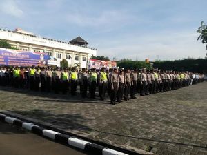 Polisi Kerahkan Tim Pengurai Kemacetan di Rest Area Tol Cikarang Utama