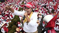 Ribuan Bidan Desa Tuntut Jadi PNS