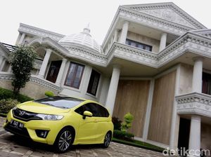 Modifikasi Audio ala Mobil Aurel Hermansyah