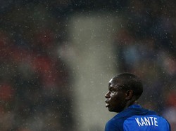 Semua Sayang Kante, Telat Latihan Saja Cuma Dielus Kepalanya