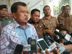Wapres JK: Tidak Ada PHK PNS, Hanya Pensiun Alamiah Saja
