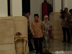 Presiden Jokowi di Magelang, Wapres JK Pimpin Peringatan Isra Miraj di Istana