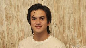 Rizky Nazar Makin Gondrong