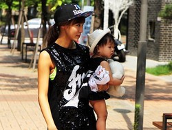 Apple Kim, Ibu 2 Anak Bertubuh Seperti Model yang Populer di Instagram