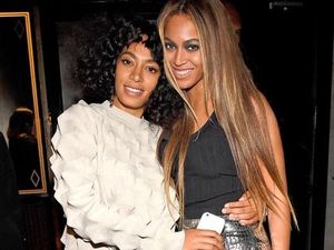 Desainer Ungkap Sebab Pertengkaran Viral Jay-Z dan Adik Beyonce dalam Lift