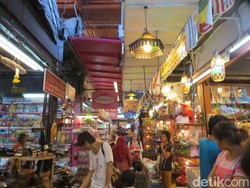 Long Weekend di Bangkok, Siap Gila Belanja di Pasar Chatuchak