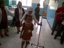 Ana Siswi SD yang Lumpuh Akibat Dijahili Teman Kini Mulai Pulih