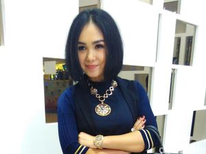 Tetap Cantik di Usia 43 Tahun, Apa Rahasia Yuni Shara?