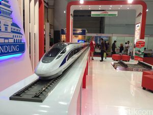 Pinjaman China untuk Kereta Cepat Belum Cair