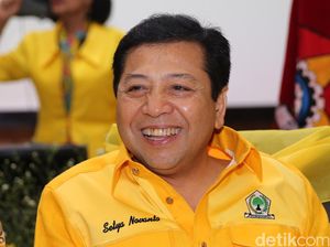 Menang di Praperadilan, Novanto Masih Digoyang di Golkar?