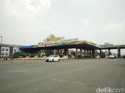 Libur Panjang, Pagi Jelang Siang Arus Kendaraan di 5 Gerbang Tol Kota Bandung Normal