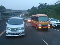 Penampakan, Arus Balik ke Jakarta di Tol Cipularang