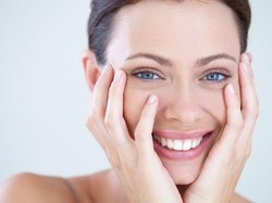 Manfaatkan 4 Herba Khas Ayurveda Agar Kulit Bercahaya